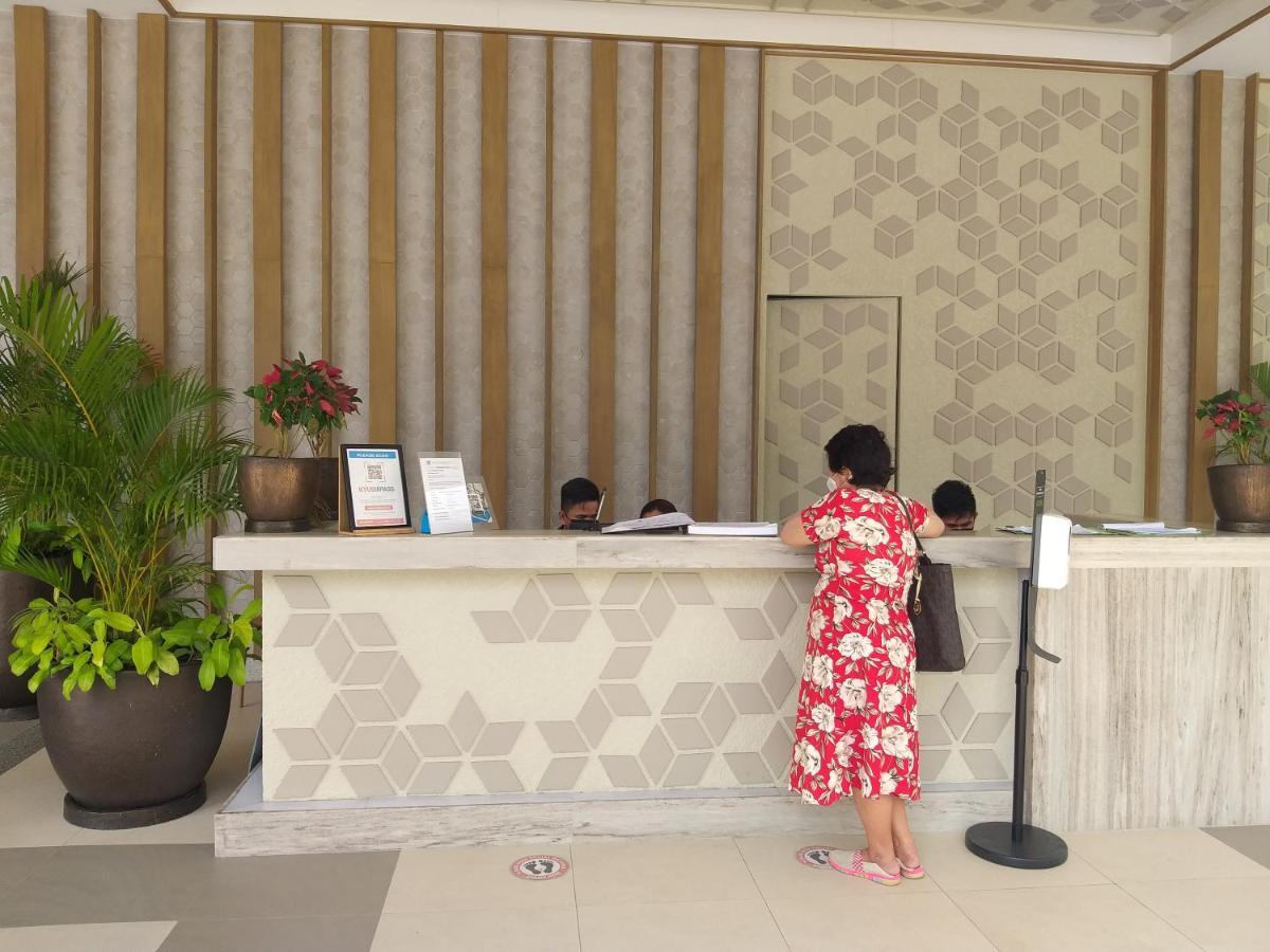 Sami'S Cradle At The Celandine Manila Exterior photo