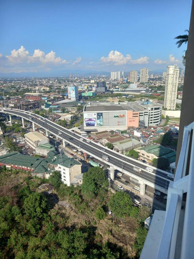 Sami'S Cradle At The Celandine Manila Exterior photo